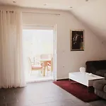 Mirco Apartman *
