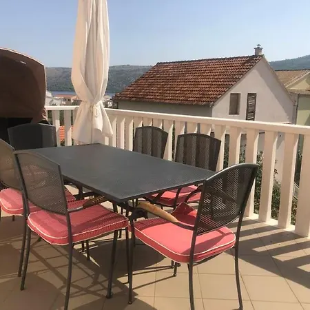 Apartment Mirco Poljica (Trogir)
