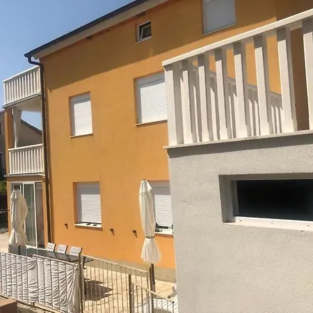 Apartment Mirco