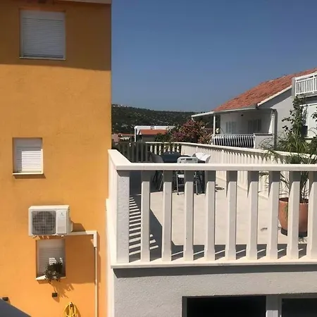 Apartment Mirco